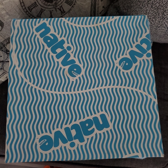 Nib native treklite snow boots childrens 6 - Picture 3 of 8